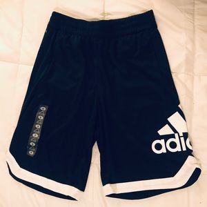 NEW Adidas Athletic Basketball Shorts Men’s Small